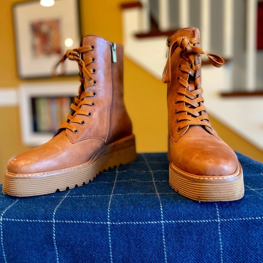 Silent D Udana Leather Boots – Size 7–7.5